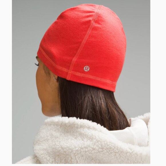 Lululemon Lightweight Wool-Blend Red Beanie S/M | NWT - Picture 2 of 8